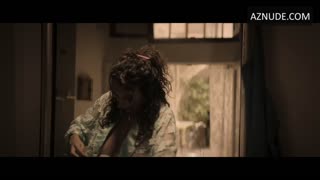 CLAUDIA LERRO nude in Casi El Paraiso