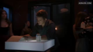 PEYTON LIST nude in 90210