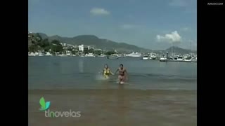 SOFIA VERGARA nude in Acapulco, cuerpo y alma