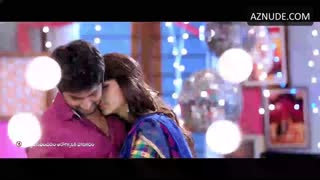 VAANI KAPOOR nude in Aaha Kalyanam