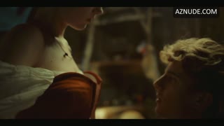 MARTYNA BYCZKOWSKA nude in Absolute Beginners