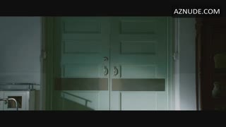 CHRISTINA RICCI nude in After.Life