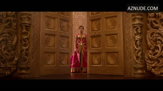 NAOMI SCOTT nude in Aladdin