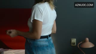 EUGENIA SUAREZ nude in Alternative Therapy