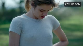 GIULIANA FOSSA nude in Alternative Therapy