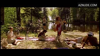 FRANKA POTENTE nude in Anatomie