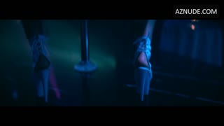 ANNA NICOLE SMITH nude in Anna Nicole Smith: You Don