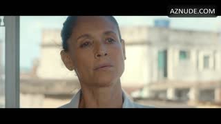 SONIA BRAGA nude in Aquarius