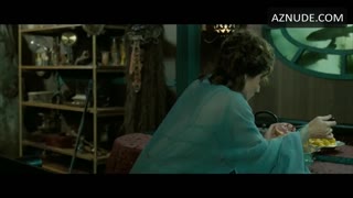 KRISTIN SCOTT THOMAS nude in Arsene Lupin