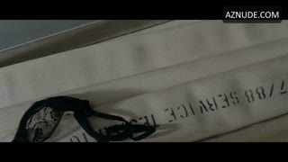 JENNIFER JASON LEIGH nude in Backdraft