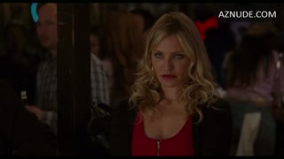 LUCY PUNCH nude in Bad Teacher