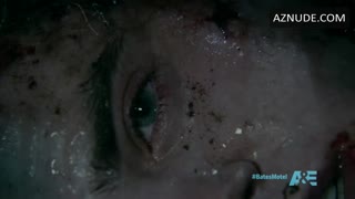 KEEGAN CONNOR TRACY nude in Bates Motel
