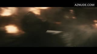 GAL GADOT nude in Batman v Superman: Dawn of Justice