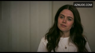 MOLLY GORDON nude in The Bear