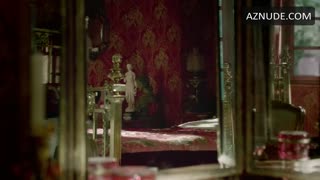 CLEMENCE POESY nude in Birdsong