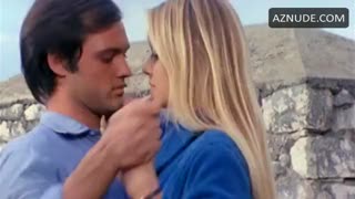 GLORIA GUIDA nude in Blue Jeans