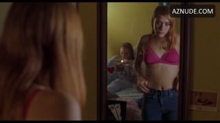 CHLOE SEVIGNY nude in Boys Don