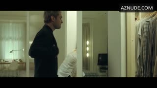 ROBIN WRIGHT nude in Breaking and Entering