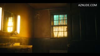 CAITLIN STASEY nude in Bridge and Tunnel