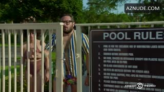 ILANA GLAZER nude in Broad City
