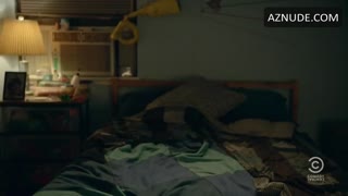 ILANA GLAZER nude in Broad City