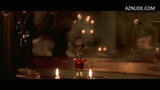 MONICA BELLUCCI nude in The Brotherhood of the Wolf
