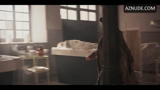 BEATRIZ ARJONA nude in Cable Girls
