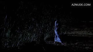 NASTASSJA KINSKI nude in Cat People