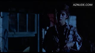 NASTASSJA KINSKI nude in Cat People