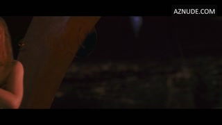 DREW BARRYMORE nude in Charlie’s Angels