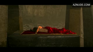 JENNA BERMAN nude in Chilling Adventures of Sabrina