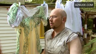 OLIVIA COLMAN nude in Confetti