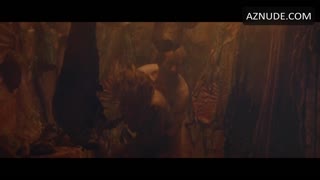 HELEN MIRREN nude in The Cook, The Thief, His Wife & Her Lover