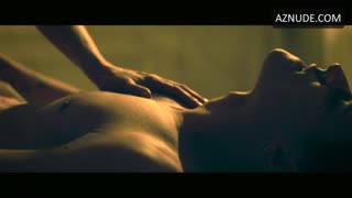 LAURA SEPUL nude in The Courier
