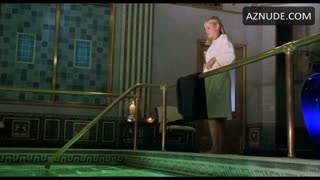 REESE WITHERSPOON nude in Cruel Intentions