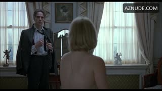 MIRANDA RICHARDSON nude in Damage
