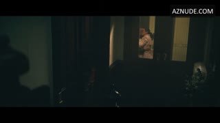 BRITNE OLDFORD nude in Dead Ringers
