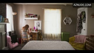 SADIE SINK nude in Dear Zoe