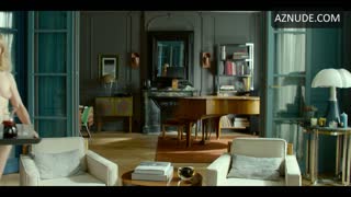 KARIN VIARD nude in Dear Mother