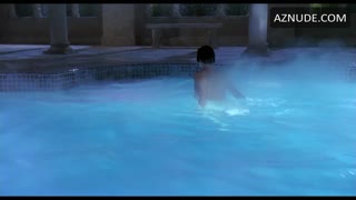 CATHERINE BELL nude in Death Becomes Her