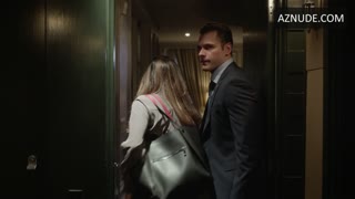ITALIA RICCI nude in Designated Survivor
