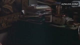 SHIRLEY MACLAINE nude in Desperate Characters