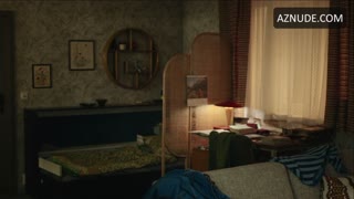 SVENJA JUNG nude in Deutschland 83