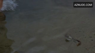 TARA REID nude in Devil