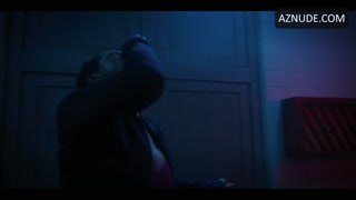 NATHALIE EMMANUEL nude in Die Hart