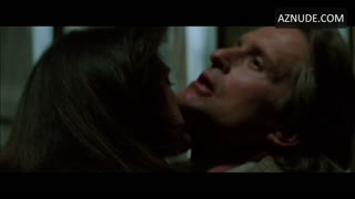 DEMI MOORE nude in Disclosure