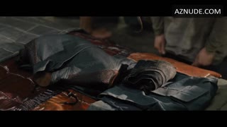 SHAILENE WOODLEY nude in Divergent