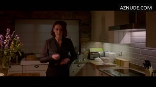 SURANNE JONES nude in Doctor Foster