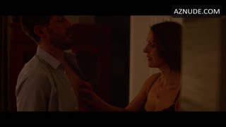 SURANNE JONES nude in Doctor Foster