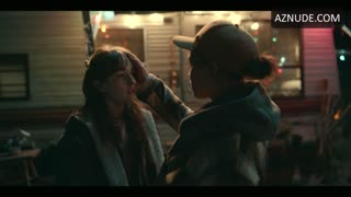 CLEOPATRA COLEMAN nude in Dopesick